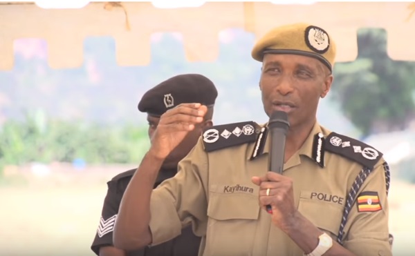 Kayihura Offers Apology Over ‘Operational Mistakes’ During Age Limit Debate